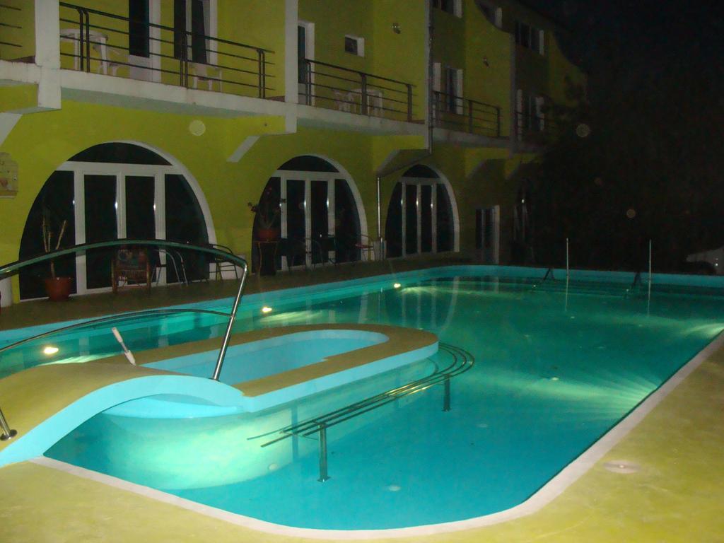 Pension Eclipse Oradea Exterior photo