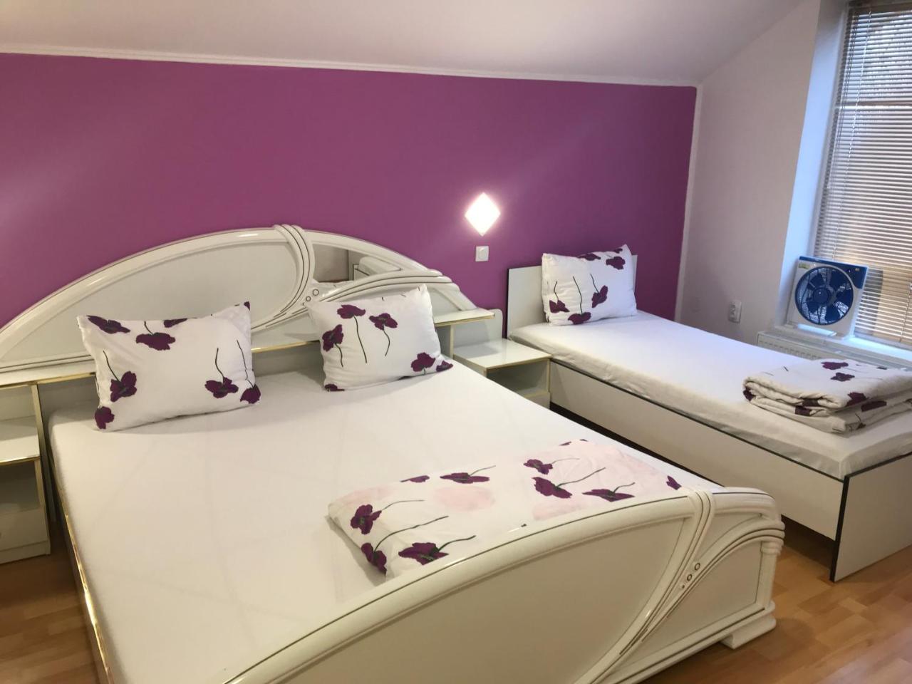 Pension Eclipse Oradea Exterior photo